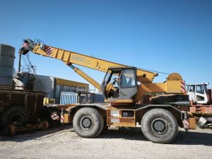 PANCAR srl - Autogru fuoristrada Locatelli Gril 827